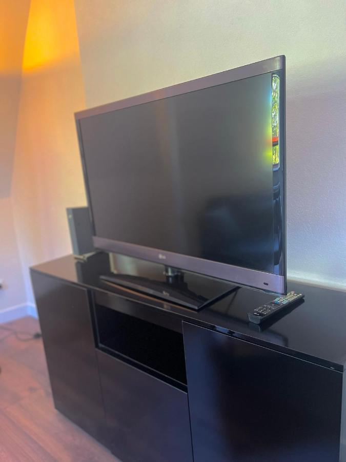 City Apartment, Ferienwohnung 3 Zkdb, Balkon, Dachgeschoss, Naehe Duesseldorf 크레펠트 외부 사진