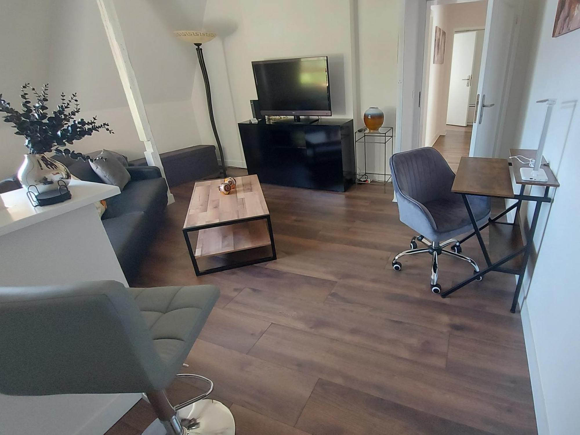 City Apartment, Ferienwohnung 3 Zkdb, Balkon, Dachgeschoss, Naehe Duesseldorf 크레펠트 외부 사진