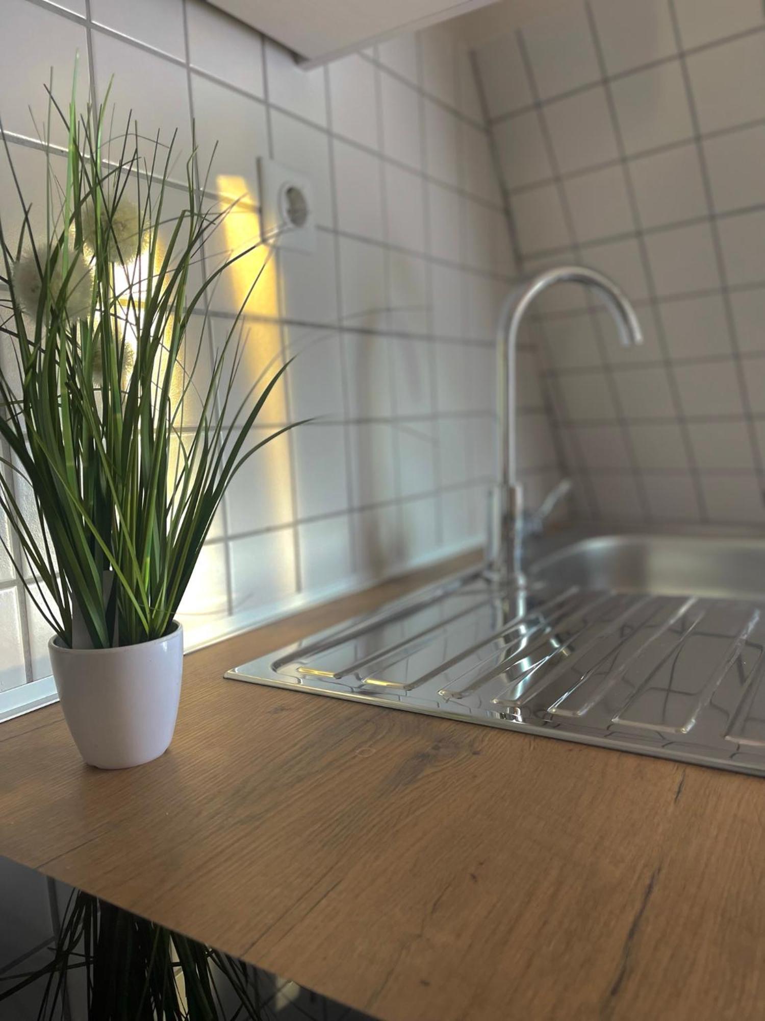 City Apartment, Ferienwohnung 3 Zkdb, Balkon, Dachgeschoss, Naehe Duesseldorf 크레펠트 외부 사진